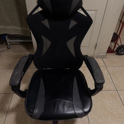 RESPAWN Gaming chair 