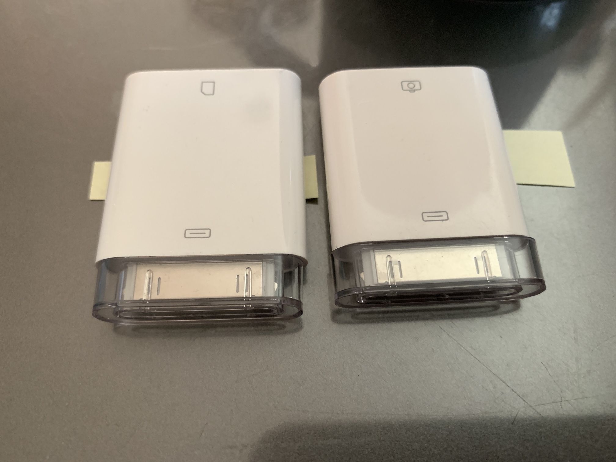 Apple A1358 A1362 30 Pin Connector To USB Adapter iPhone iPad Camera & SD Card. - Like New