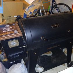 Pit Boss Austin XL Pellet Smoker 1000
