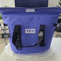 Yeti Hopper 30 Tote Cooler Ultramarine Violet