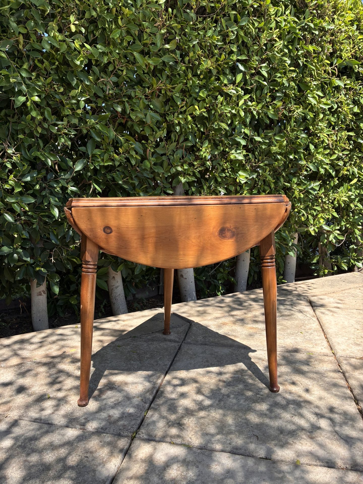 MID CENTURY DROP LEAF END TABLE