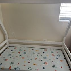 Toddler Bed With Mattress