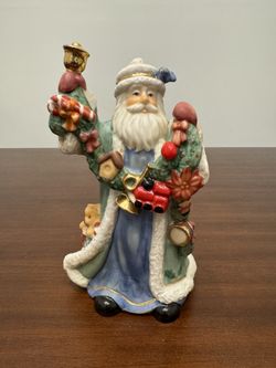 Bavarian Heritage "Lifting Spirits" Santa Figurine