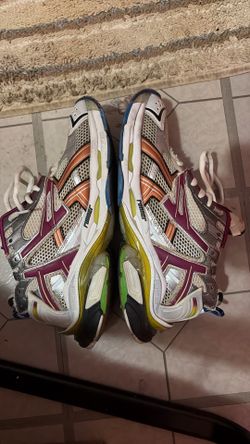 Multi color runners