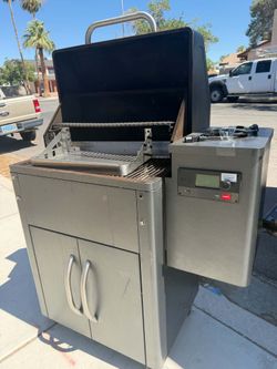 Treager Smoker Silverstone With Wifi