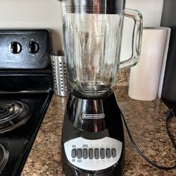 Black & Decker Countertop Blender Glass 10-Speed