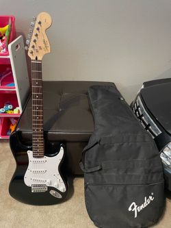 Fender Squier Stratocaster $60