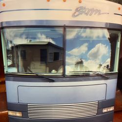 2000 Fleetwood Storm classA Motor home 30 FT.