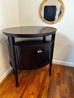 Bedroom set