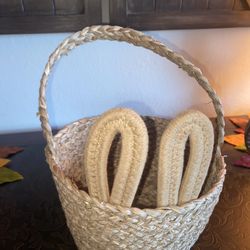 Woven Basket w/Bunny Ears New