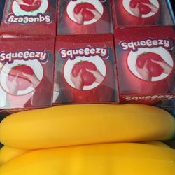 Squeezy Strawberry And Squeezy Banana 