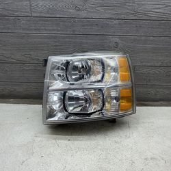 2007-2013 Chevy Silverado left driver side headlight (2 broken tabs)
