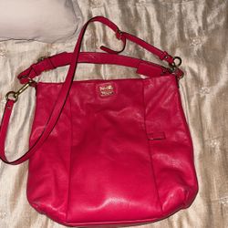 COACH PURSE (hot Pink Leather) 