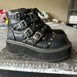 Demonia Emily-315 - Chunky Black Boots - Size W 8