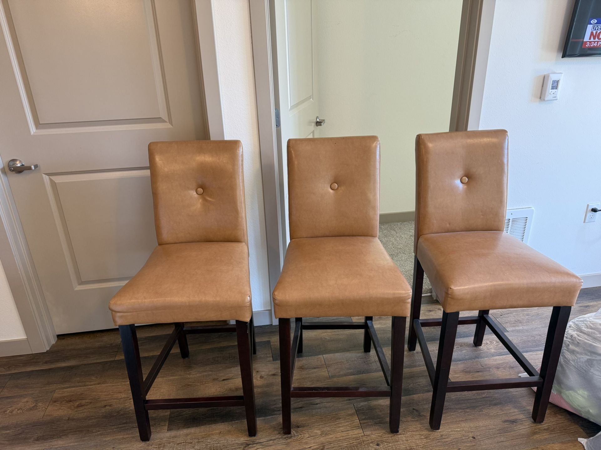 Pier 1 Bar Stool Chairs
