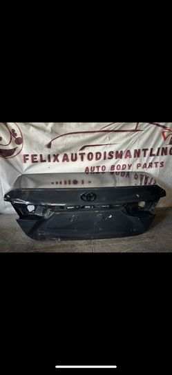 2025 2026 TOYOTA CAMRY REAR TRUNK LID OEM USED 
