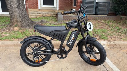 Electric bike ( Brand New) for sale🔥 48v 15Ah 40  Mph with 50 mile range .Come with, two keys, charger, pumper, accessories