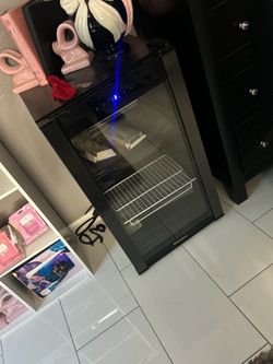 Mini fridge