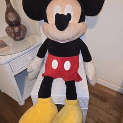 40' Stuffed Mickey Mouse 