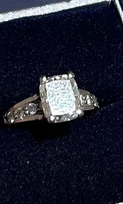 Engagement ring 2.26 Carat solitaire Cushion cut stunning E-F color14K White Gold 2.52 carat total