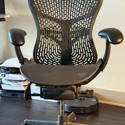 Herman Miller Chair Mirra 2