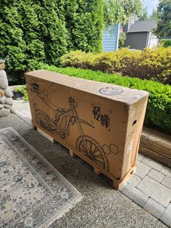 Attention content creators anyone want to buy a surron box to prank your family, friends