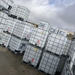 Water Containers 330 Gallons 275 Gallons FOOD GRADE CITRUS. IBC Totes