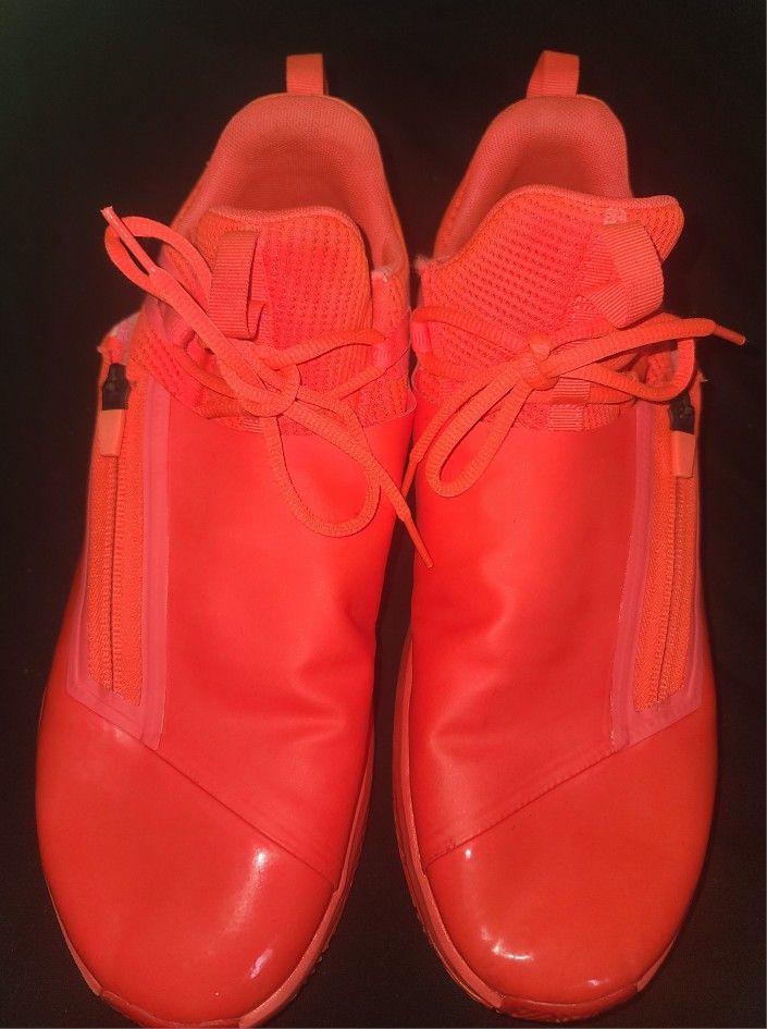 JORDAN JUMPMAN HUSTLE INFRARED 23 SIZE 12