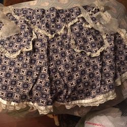 Two vintage aprons