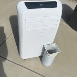 PORTABLE AIR CONDITIONER