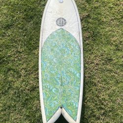 Roger Hinds 5’6 King Fish Surfboard Glassed-in Keel Fins
