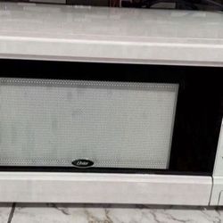 Oster Microwave 