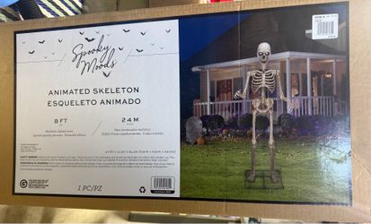 8ft tall brand new Halloween skeleton