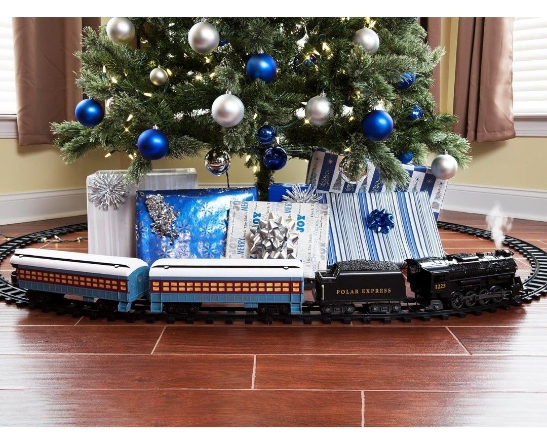 Lionel The Polar Express Battery G Gauge Toy Train Set with Remote, Locomotive