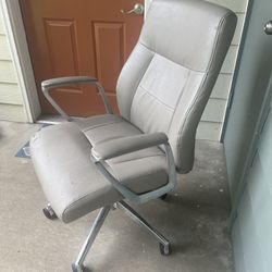 Moving Deal Good Condition Gray Comfortable Chair