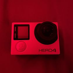 Used - Go Pro Hero 4 (Needs New Battery) 🪫 