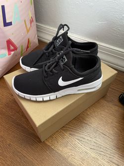 Nike Janoski