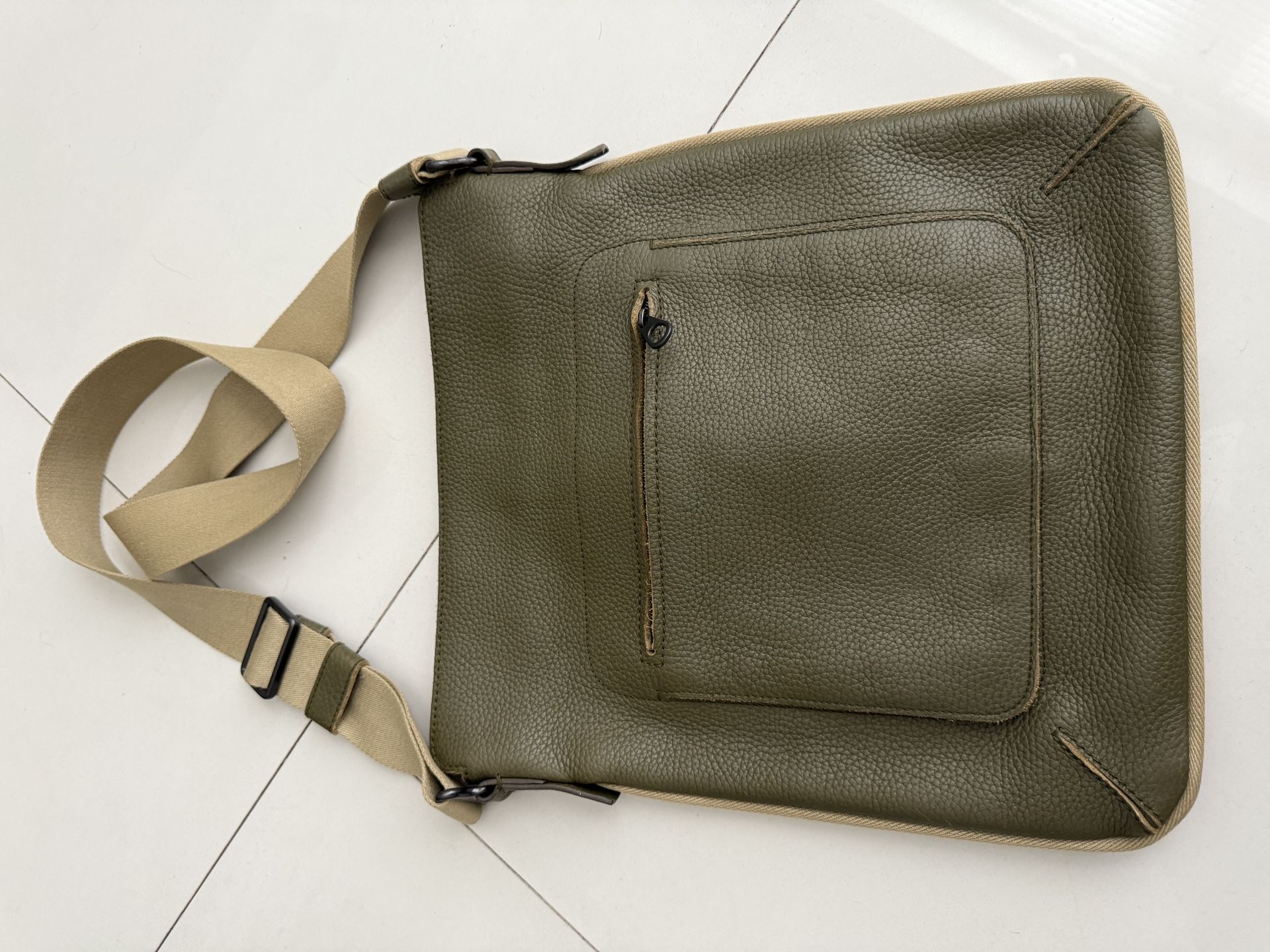 Bottega Veneta Olive Green Leather Messenger Bag