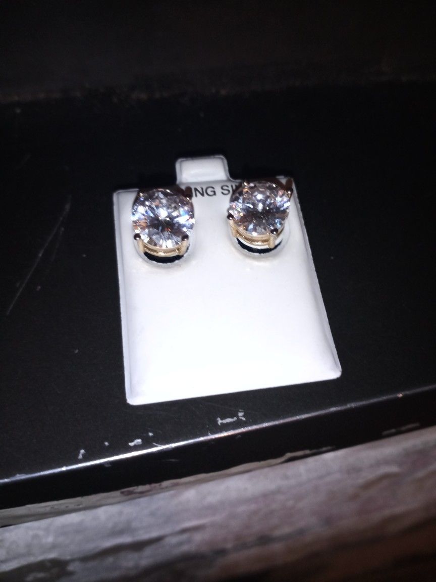 Sterling Sliver Diamond Earing