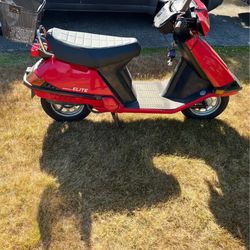 Vintage 1985 Honda 80cc  Elite Scooter