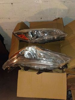 2015-16 and 17 Toyota Camry headlights