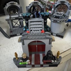 LEGO Star Wars Emperor Palpatine’s Throne Room (75093)