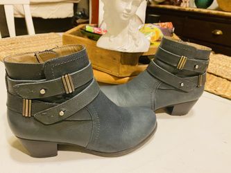 Blue/Green ankle Leather BOOTS