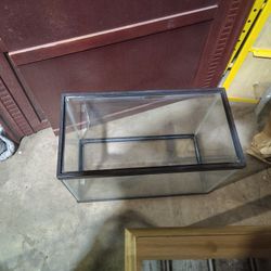 Fish Tank [15 Gallons]
