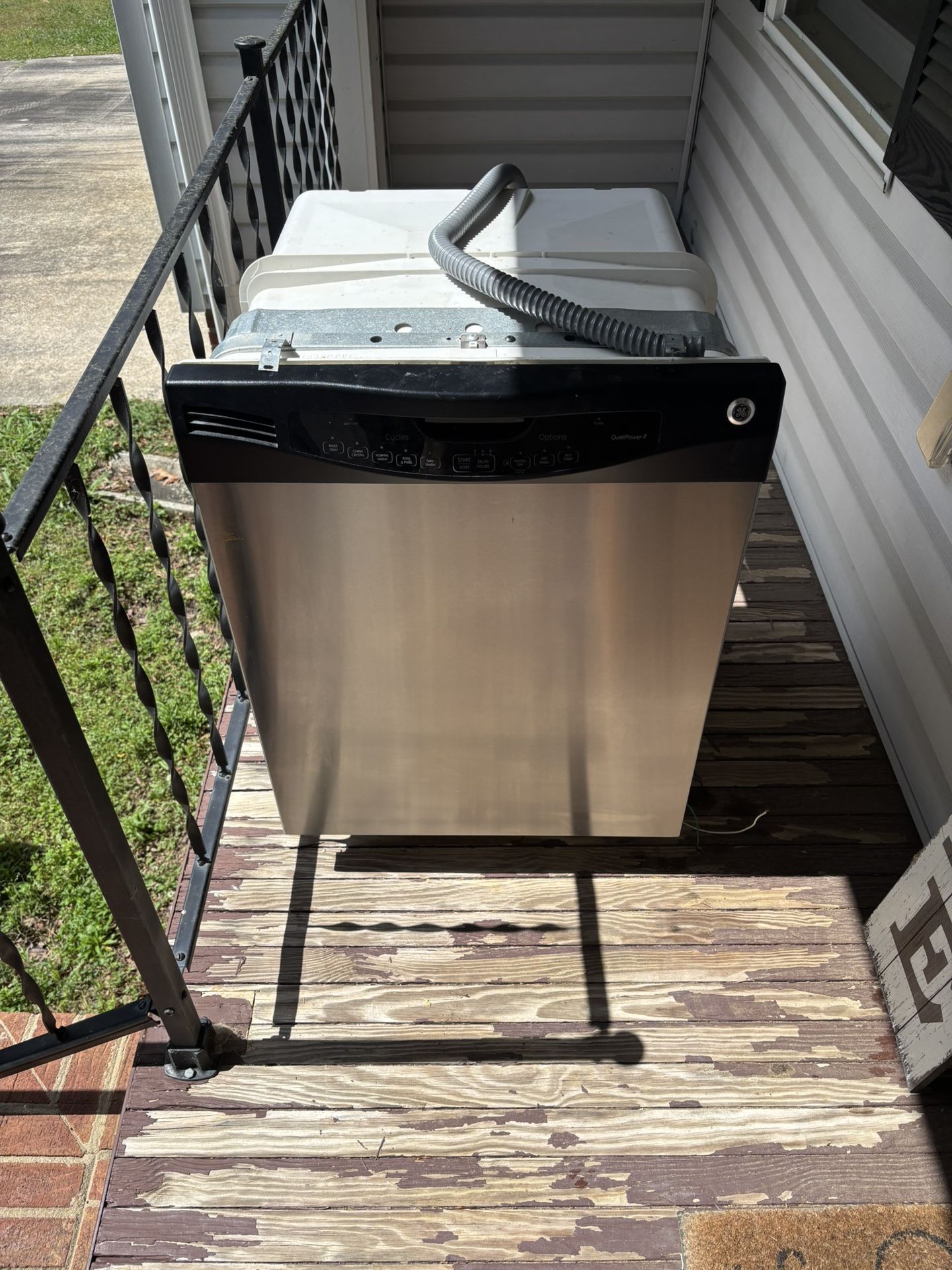 GE Dishwasher