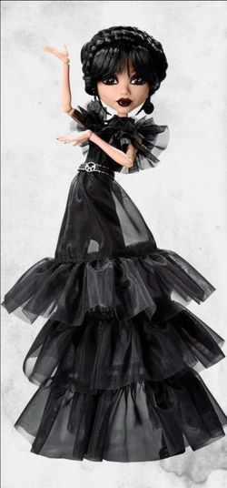 Monster high rave -n- Wednesday doll