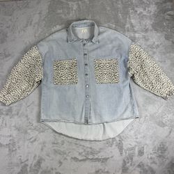 POL boutique jacket sz small oversized fit with animal print sleeves 