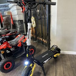 EoEoTwo E-Scooter ( Take It Home In Payments / Llevalo A Casa En Pagos) 