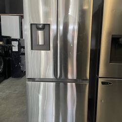 Samsung 30” 3 Door Refrigerator With Water And Ice - Small Size 