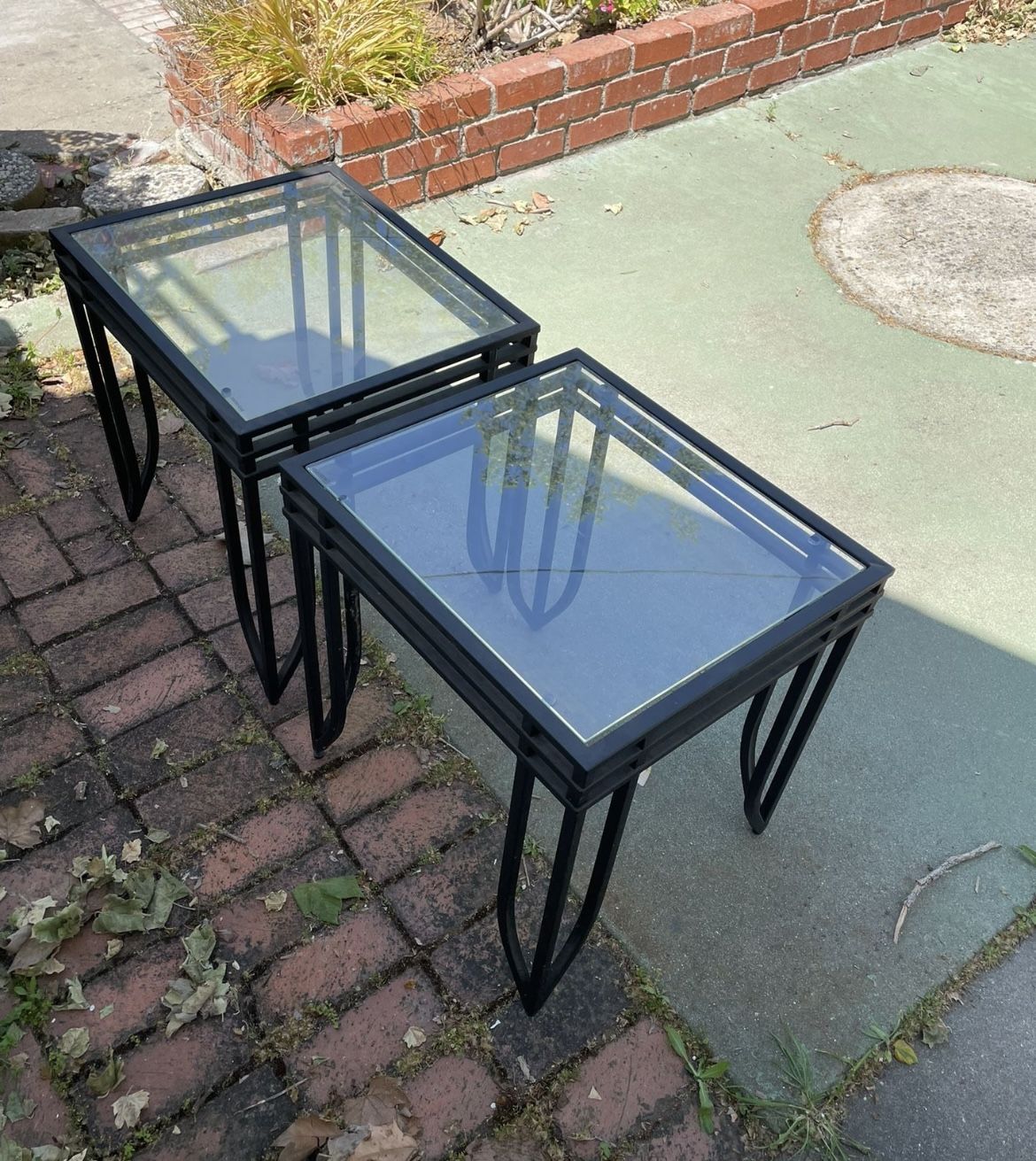 3 Piece Glass Table With Two Smaller Side Tables (3 Piece Set)